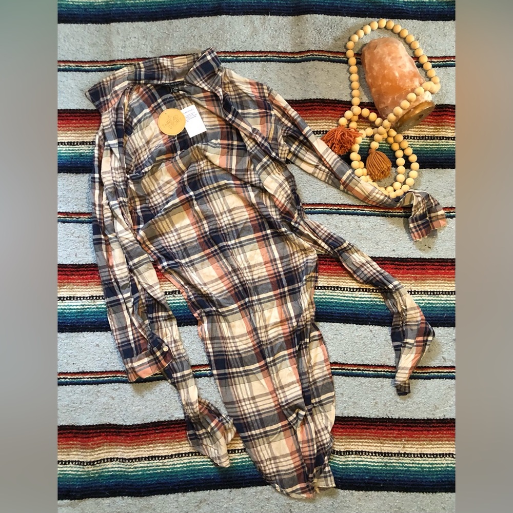 Thread Story Tan and Navy Flannel/Plaid